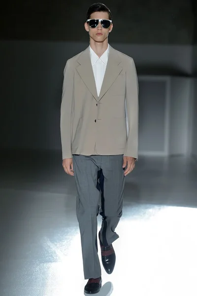 Look 31